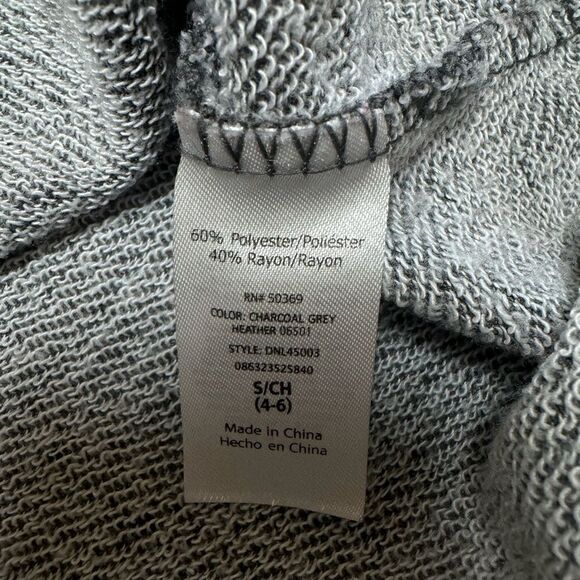 Danskin Now Women’s Heather Gray Long Sleeve Scoop Neck Shirt Sz S (4-6) - Picture 9 of 11